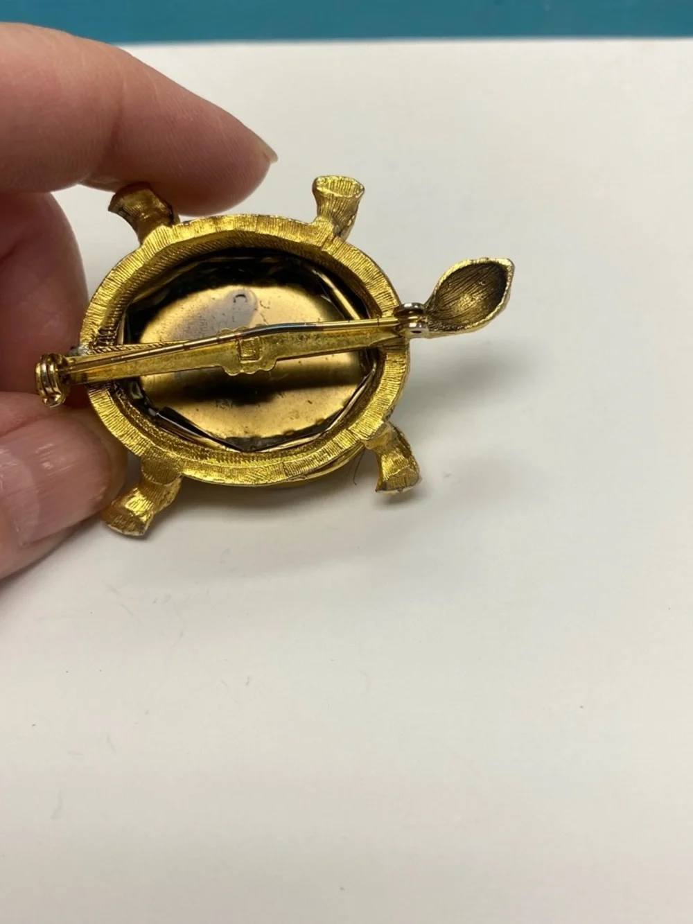 N/A gold tone